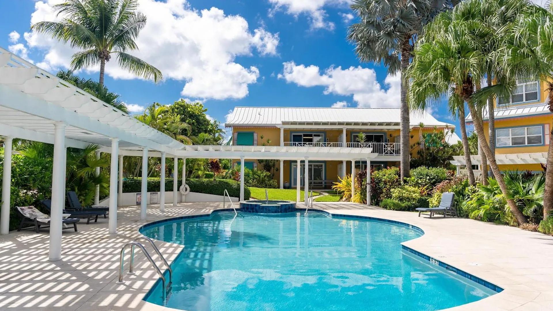 Holiday home Coconut Bay Villas #116 George Town Cayman Islands
